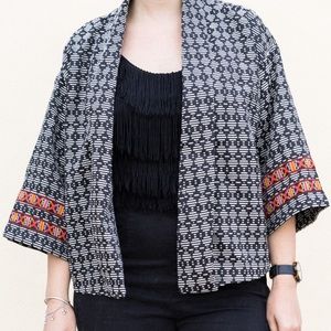 Printed embroidered kimono